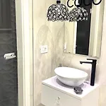 Am Comfort And Parking 아파트 티미쇼아라
