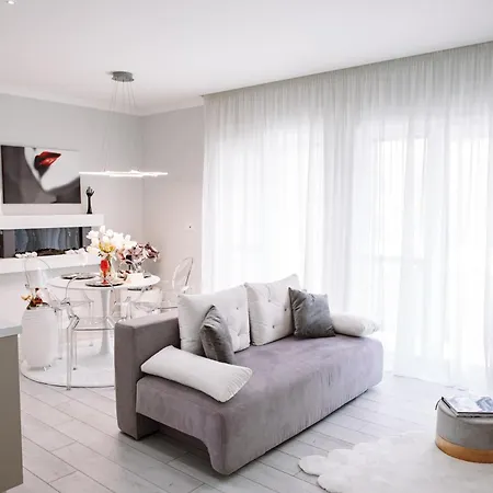 Апартаменты Am Comfort And Parking