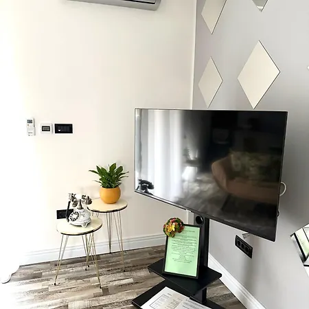 Апартаменты Am Comfort And Parking