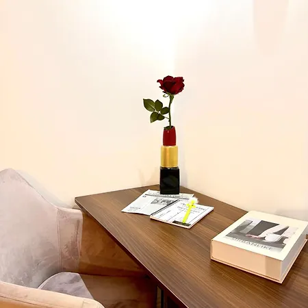 Am Comfort And Parking شقة تيميشورا