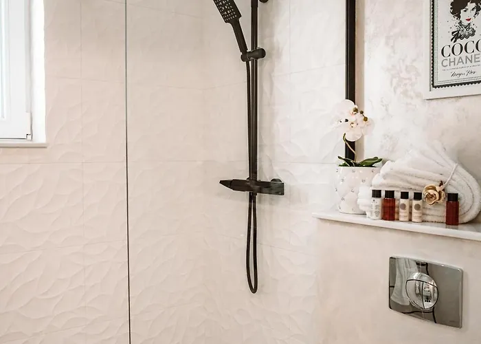 Am Comfort And Parking *