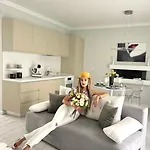 Am Comfort And Parking Apartamento