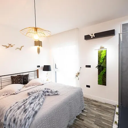 Apartment Am